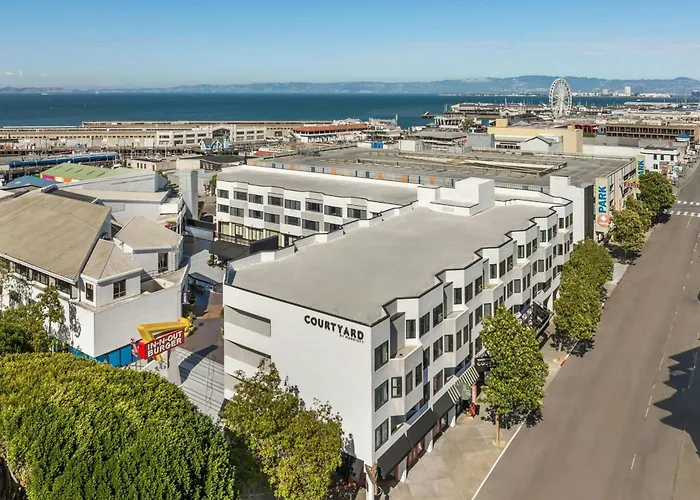 Courtyard By Marriott Fishermans Wharf