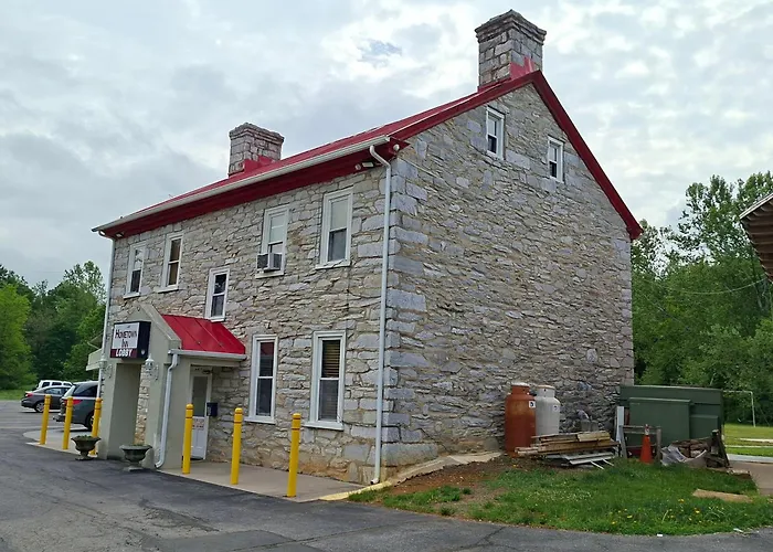 Hometown Inn Staunton Va Near Hwy 11, United States