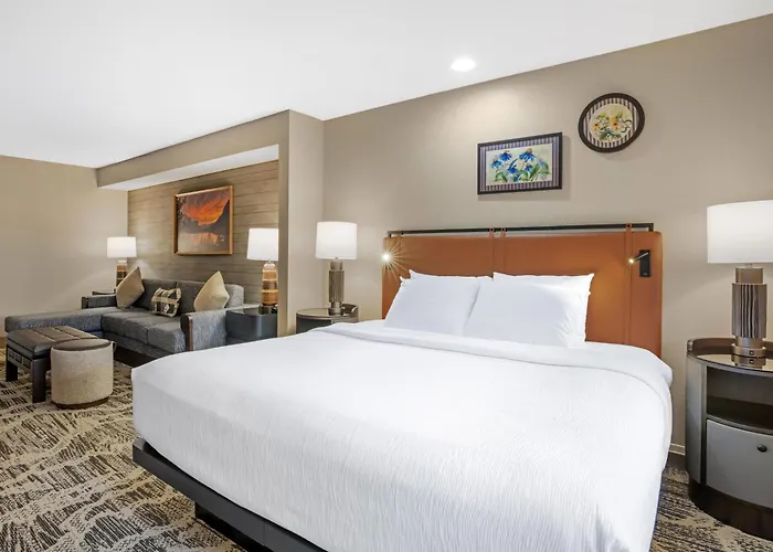 Best Western Plus Grantree Inn