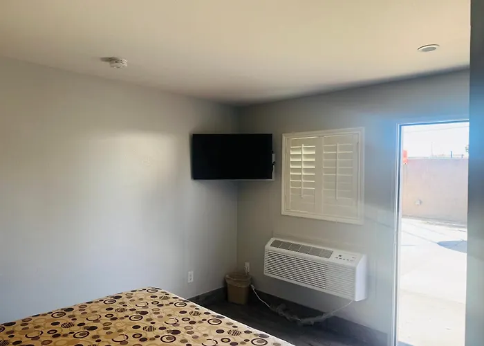 Clover Motel