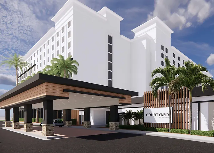 Courtyard By Marriott Across Universal
