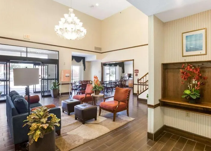 Comfort Suites Plainview