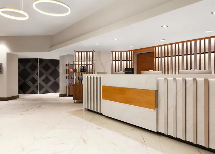 Crowne Plaza - No Resort Fee - Newly Renovated Ihg