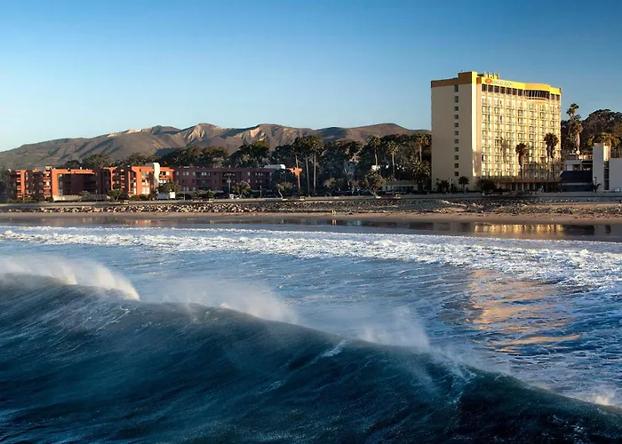 Crowne Plaza Beach By Ihg