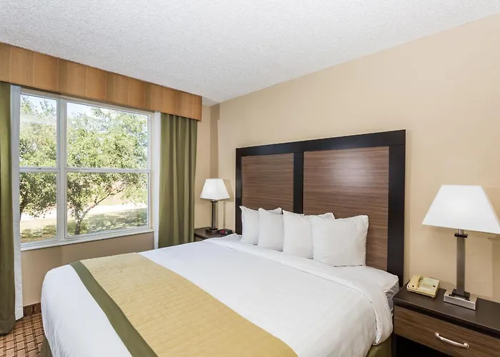 Baymont Inn & Suites By Wyndham I-75