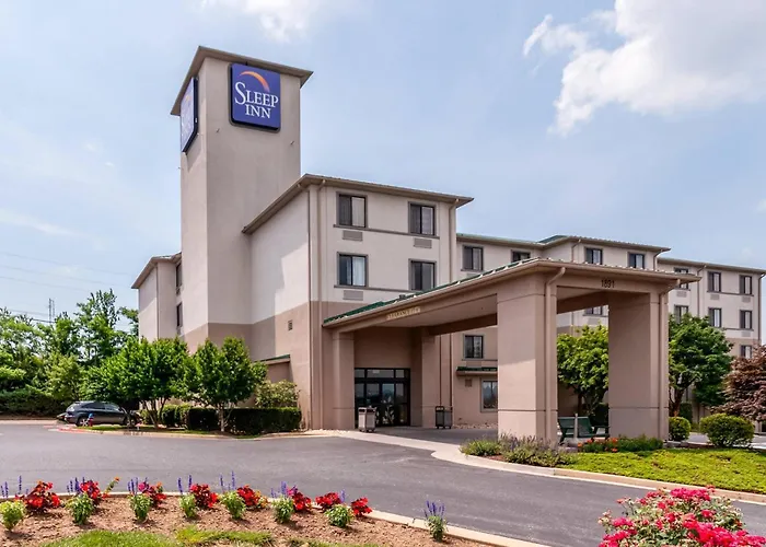 Sleep Inn & Suites On University