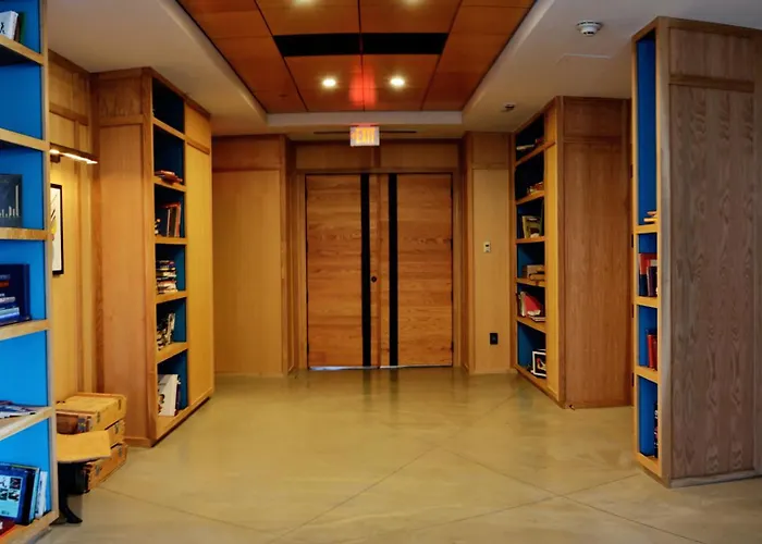 Indigo Downtown By Ihg