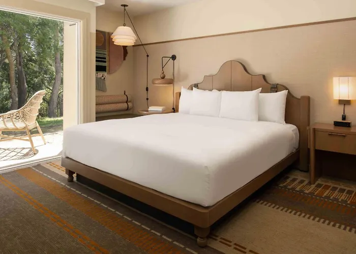 Chaminade & Spa