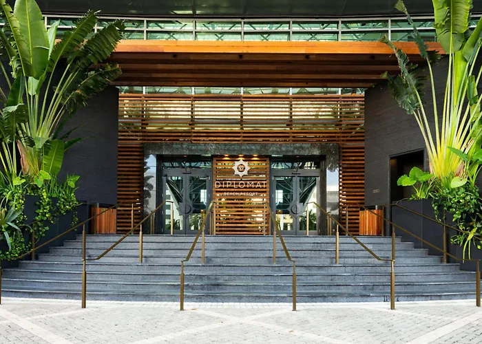 Signia By Hilton Diplomat Beach Resort
