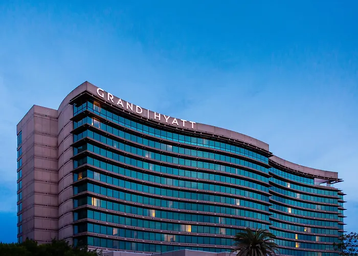 Grand Hyatt Bay