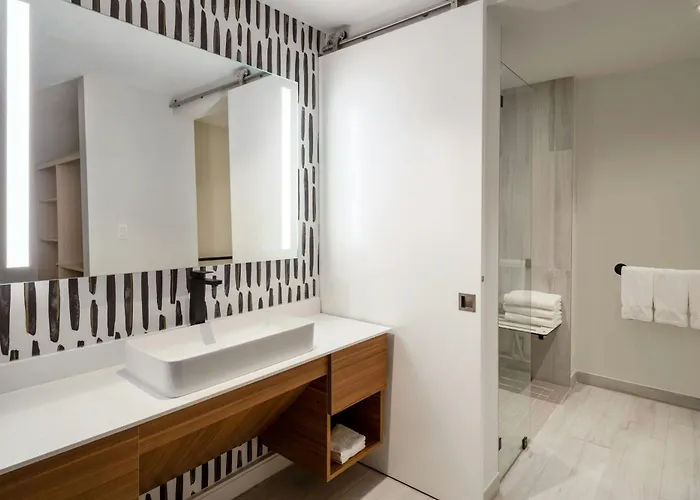 Atwell Suites Miami Brickell By Ihg