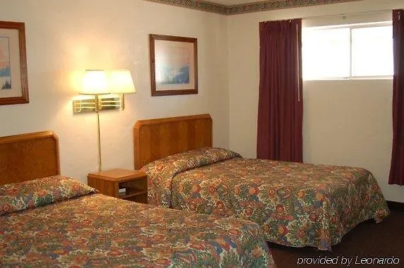 Budget Host Inn