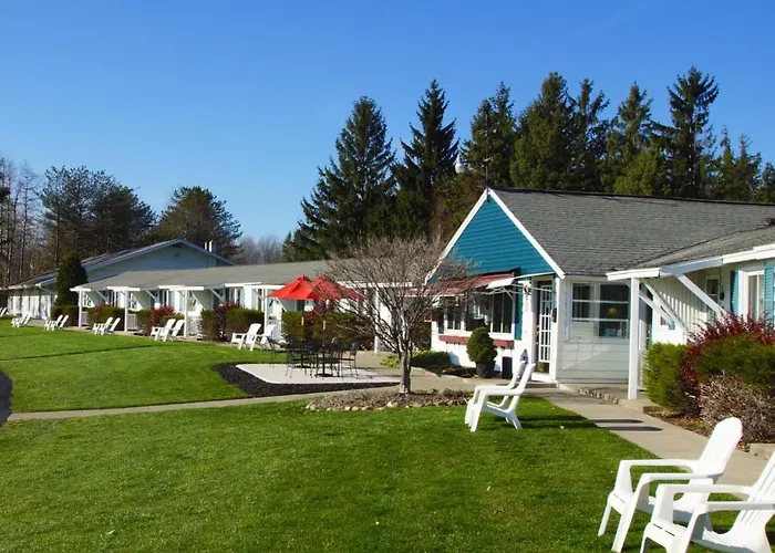 Birds Nest Motel