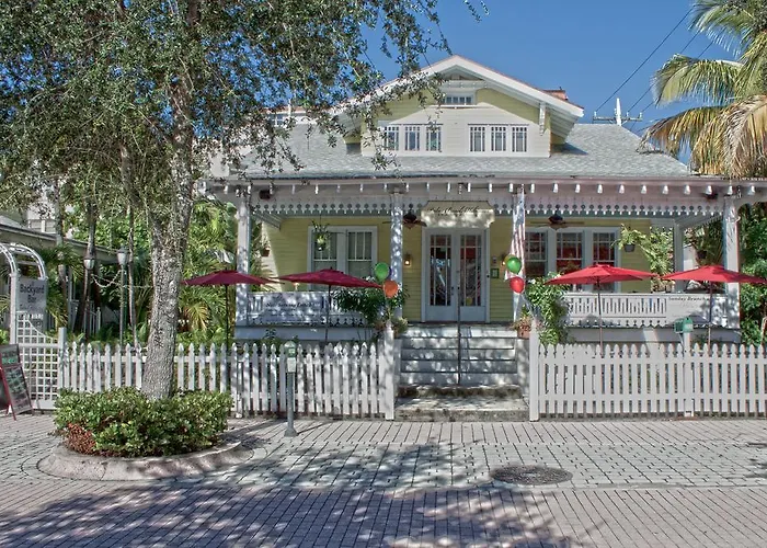 Palm Beach Hibiscus Downtown Bed & Breakfast West Palm Beach, United States