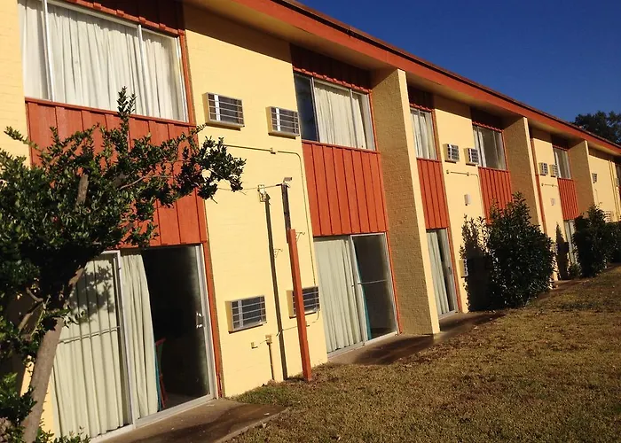 Executive Inn