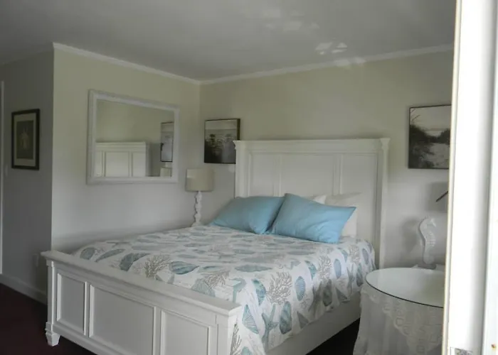 Seascape Inn