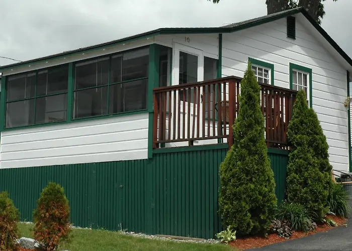 Channel Waterfront Cottages