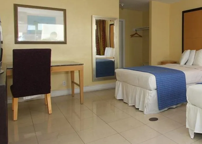 Tropic Cay Beach Hotel