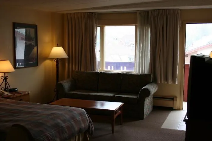 Lionshead Inn
