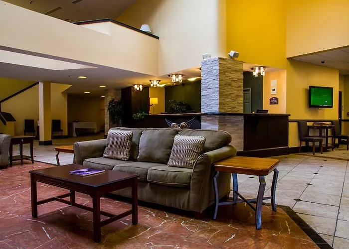 Ramada Plaza Airport