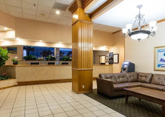 Laplaya Resort & Suites