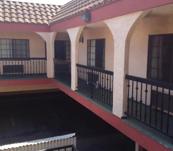 La Mirage Inn