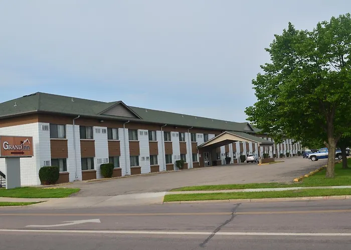 Grand Inn Motel