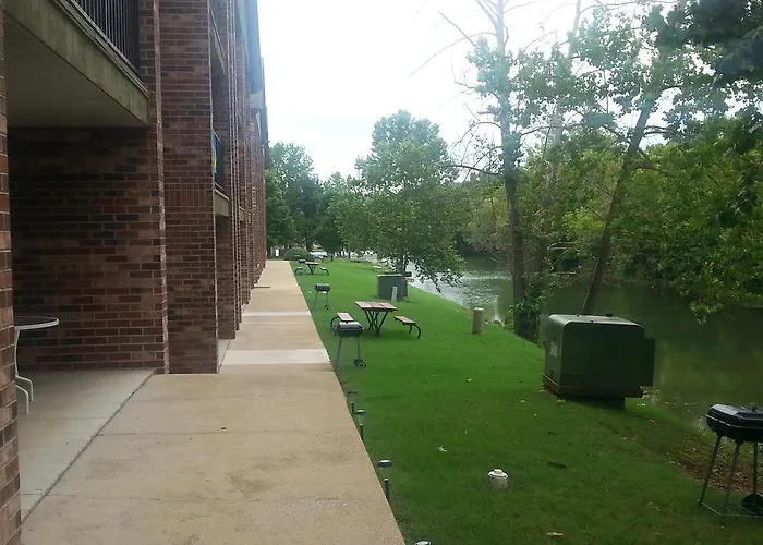 Roark Vacation Resort