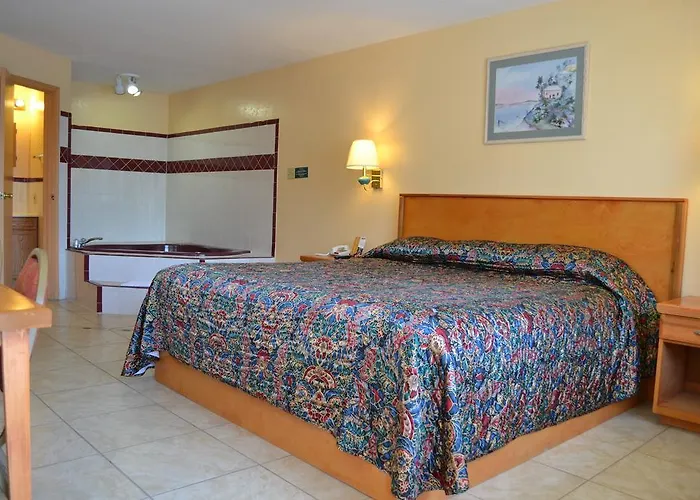 Deluxe Inn And Suites Weslaco, United States
