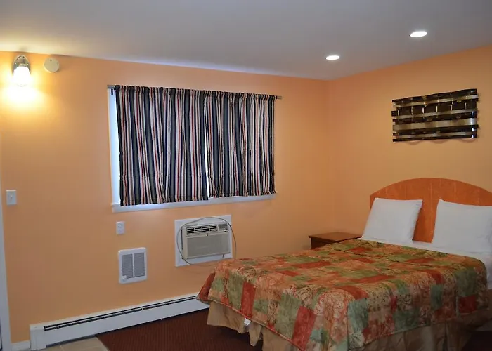 Motor Lodge