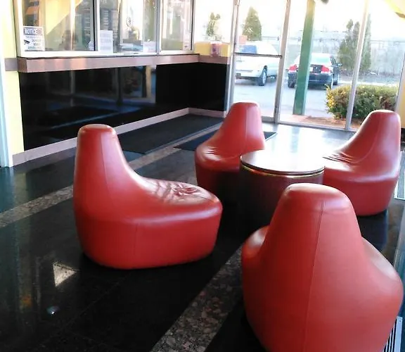 Honeyspot Motor Lodge
