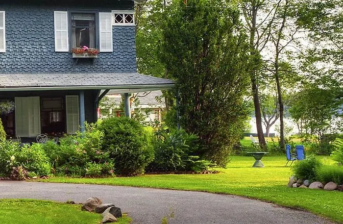 The Shore Path Cottage