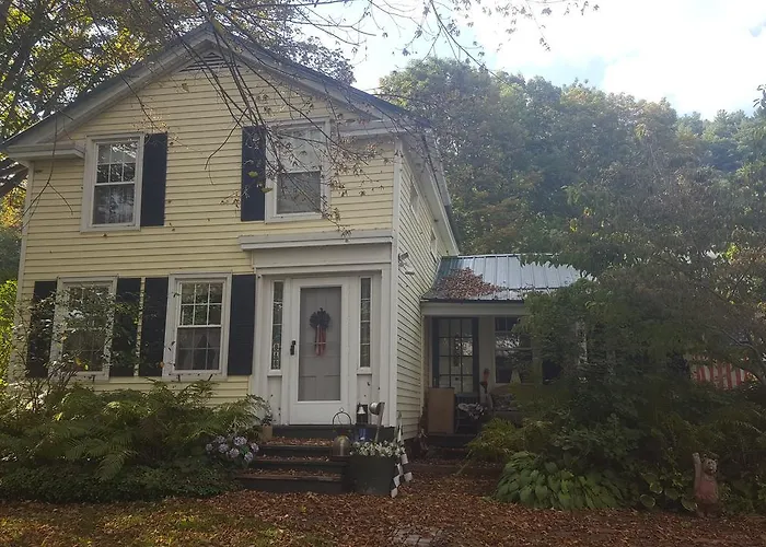 A Meadow House Bed & Breakfast Lakeville, United States