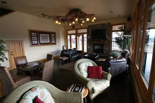 Eagle Crest Lodge