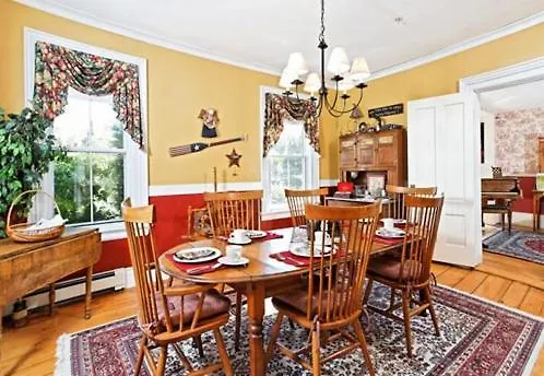Black Lantern B&B Topsham, United States