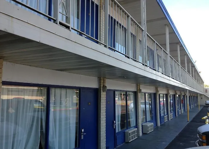 Delta Inn