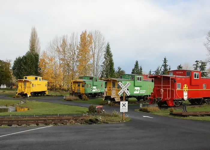 Red Caboose Getaway Bed & Breakfast