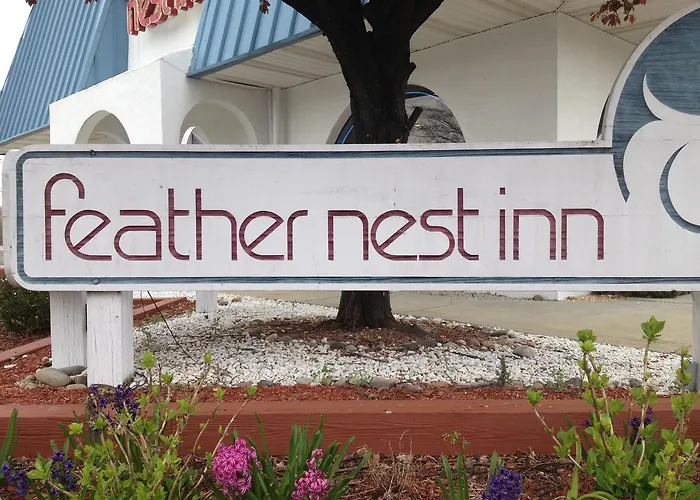 Feather Nest Inn (Adults Only)