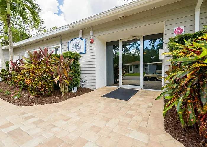 Club Naples Rv Resort
