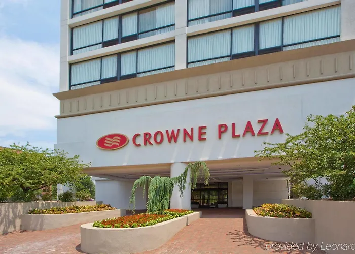 Crowne Plaza Old Town Alexandria