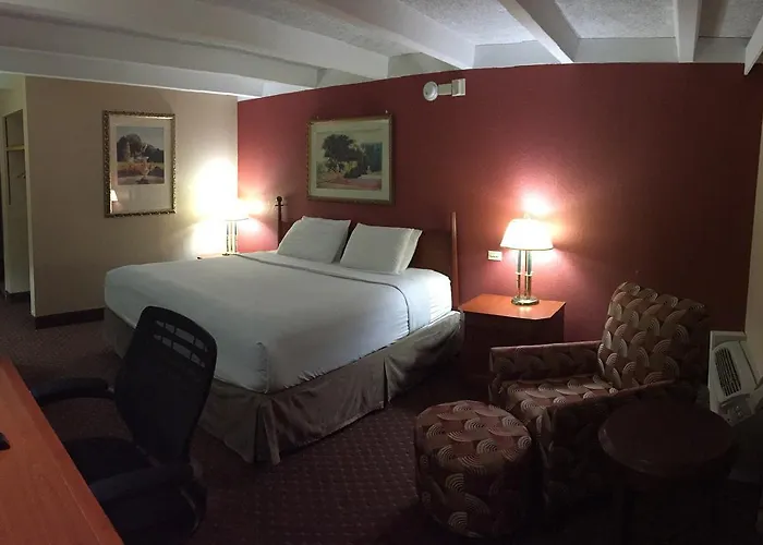 Rodeway Inn & Suites