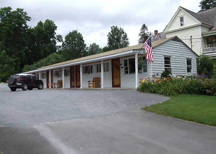 Mohican Motel