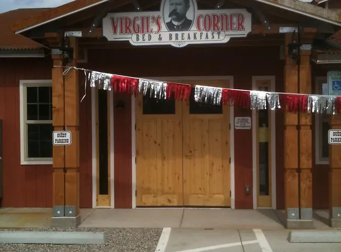 Virgil'S Corner B & B