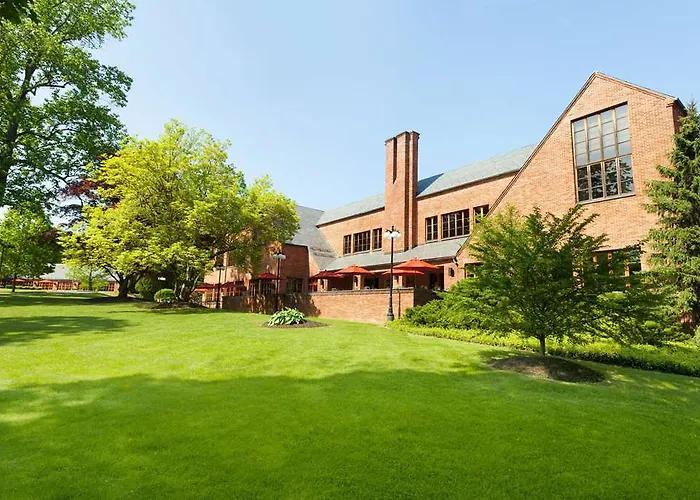 Lakota Oaks Hotel Norwalk, United States