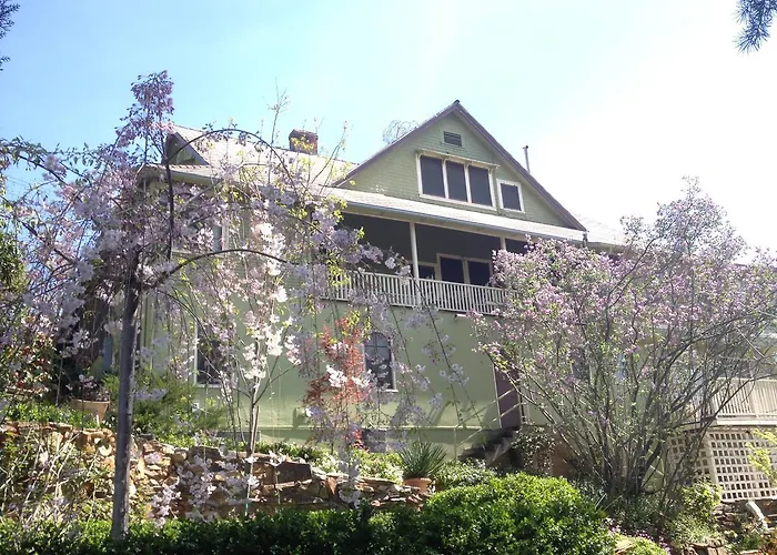 Barretta Gardens