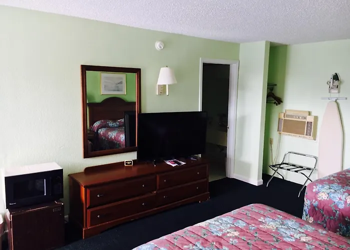 Relax Inn Folkston, United States