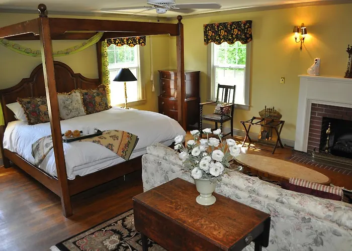 Bear Creek Inn