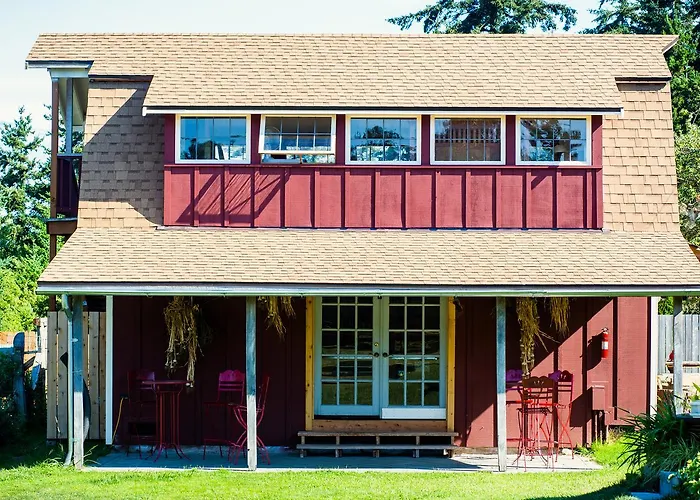 Golden Tree Hostel