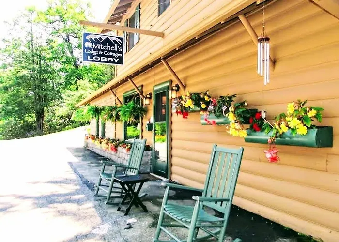 Mitchells Lodge And Cottages