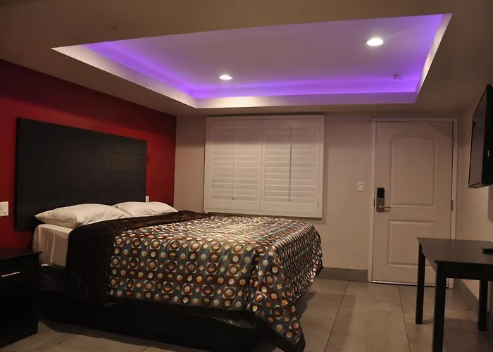 Clover Motel